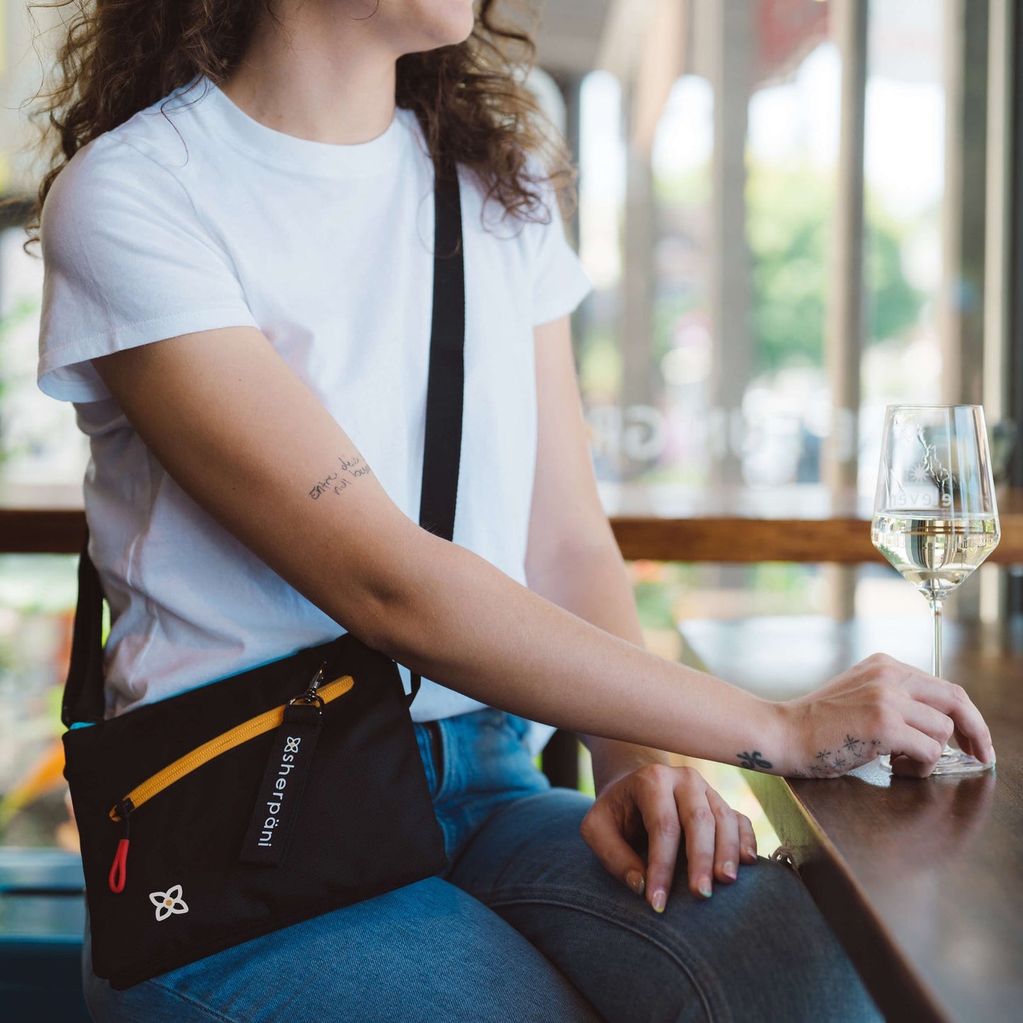 Zoom Small Crossbody Bag - Sherpani