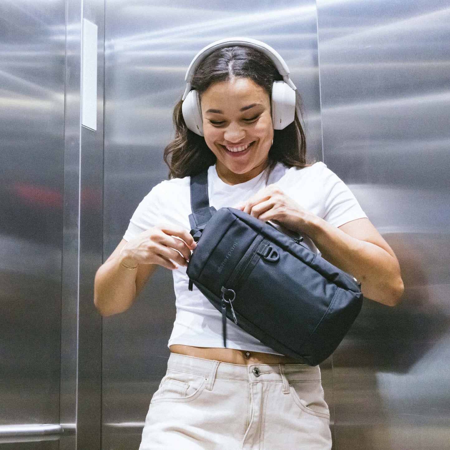 Metro Anti-Theft Convertible Travel Sling - Sherpani