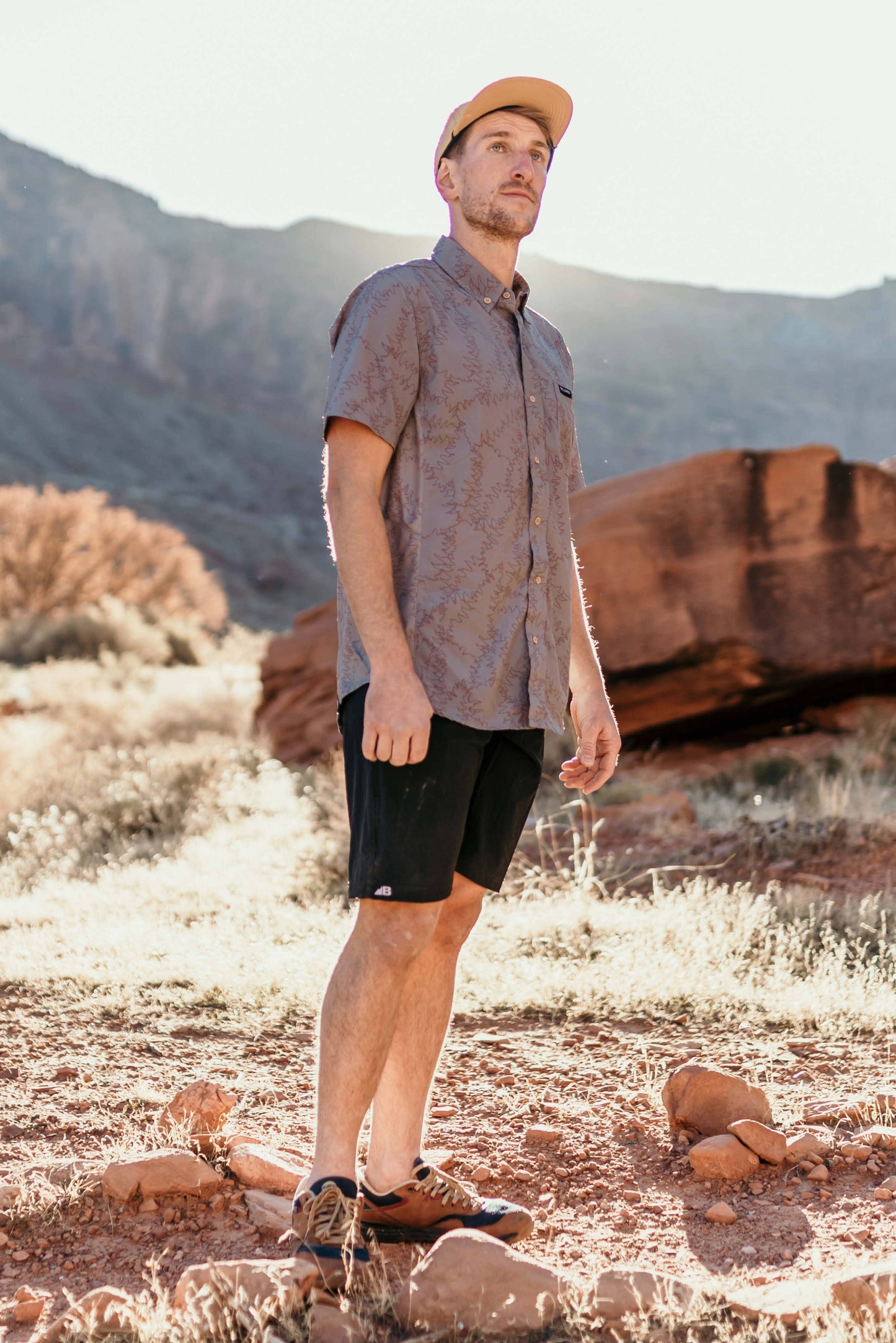 Men's Vista Stretch Button Down - Brown Loam