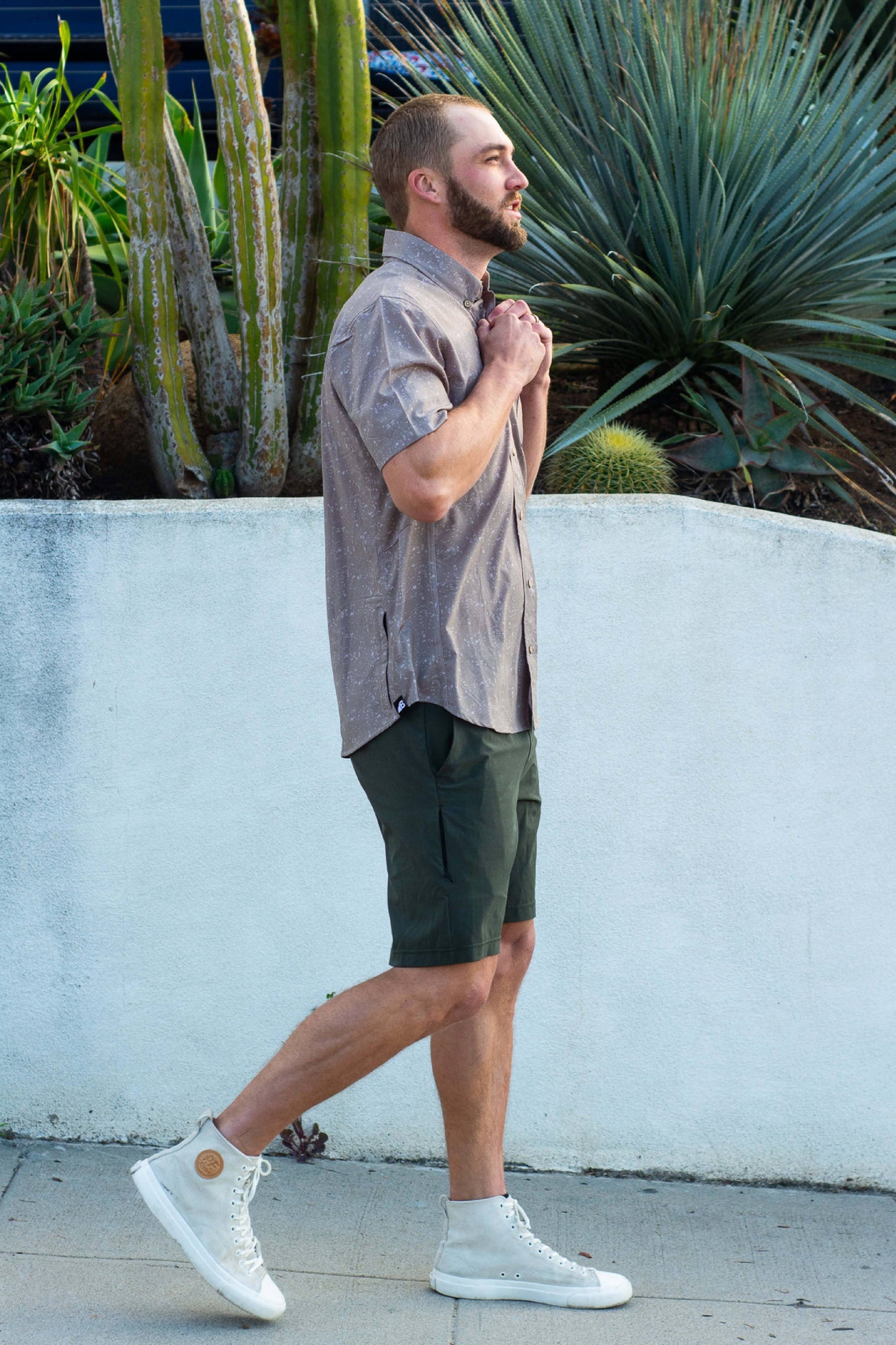 Men's Vista Stretch Button Down - Brown Loam