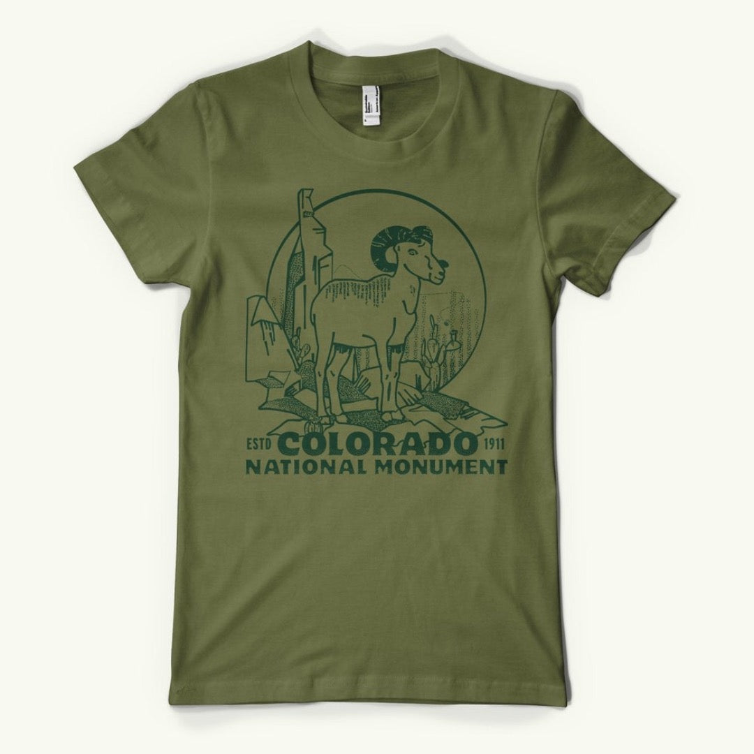 Stray Wild Colorado National Monument T-Shirt - Army Green
