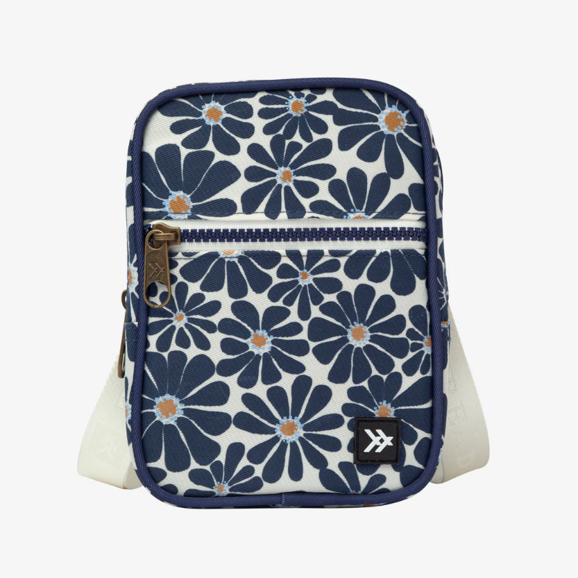 Carry On Crossbody - Thread