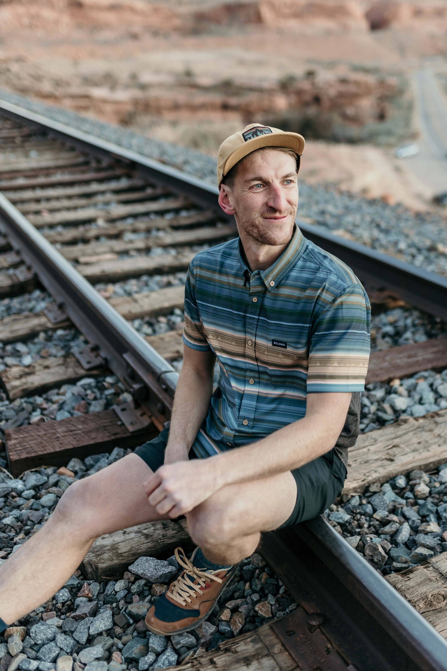 Men's Vista Stretch Button Down - Summit Loam