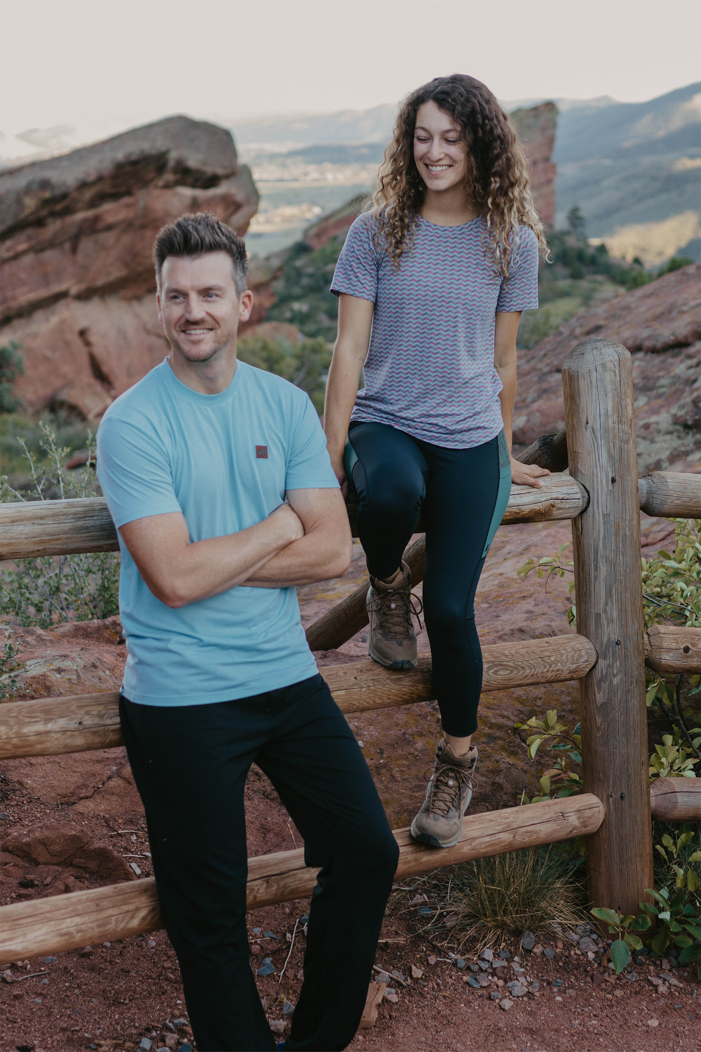 Men's Graphic Traverse Tek Tee